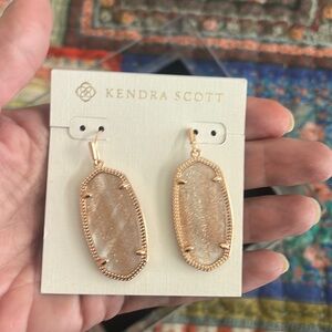 Gold dusted pink illusion